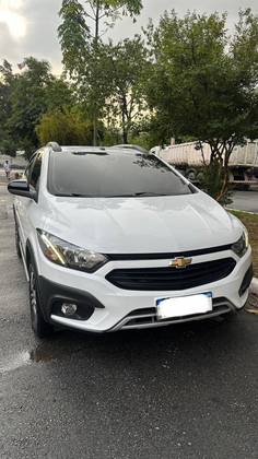 CHEVROLET ONIX 1.4 MPFI ACTIV 8V FLEX 4P AUTOMÁTICO